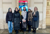 А.В. Ямпольская со своими студентами
