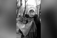 Инна Ивановна Ростовцева во дворе Литературного института / Источник: vk.com